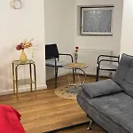Friends Corner Appartement *